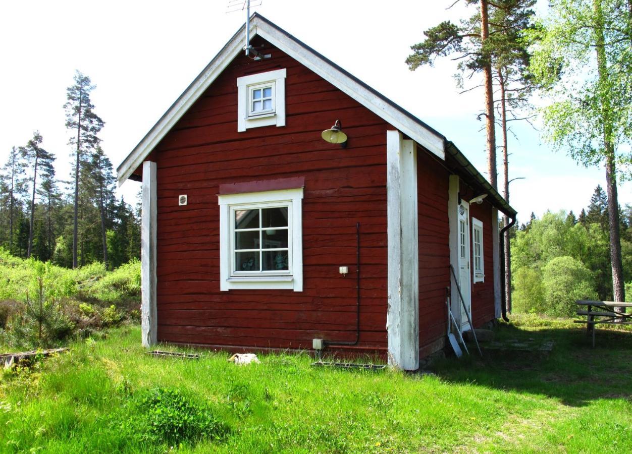 Cabin Near Lake And Beautiful Nature Reserve. Bodafors Kültér fotó